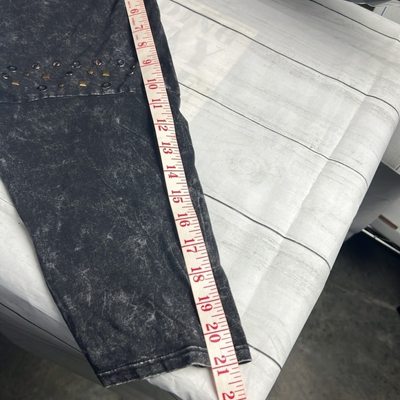 Harley-Davidson Women’s 2X | 3/4 Sleeve | RAF Mildenhall Military | Studded Top - Picture 11 of 14